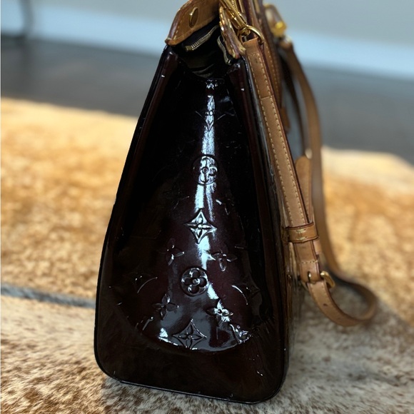 Louis Vuitton Handbag - Picture 2 of 7